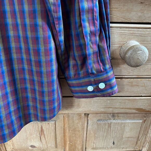 Duluth Trading Company Large Relaxed Fit Button Front Shirt Plaid Red Blue Green - Picture 8 of 10